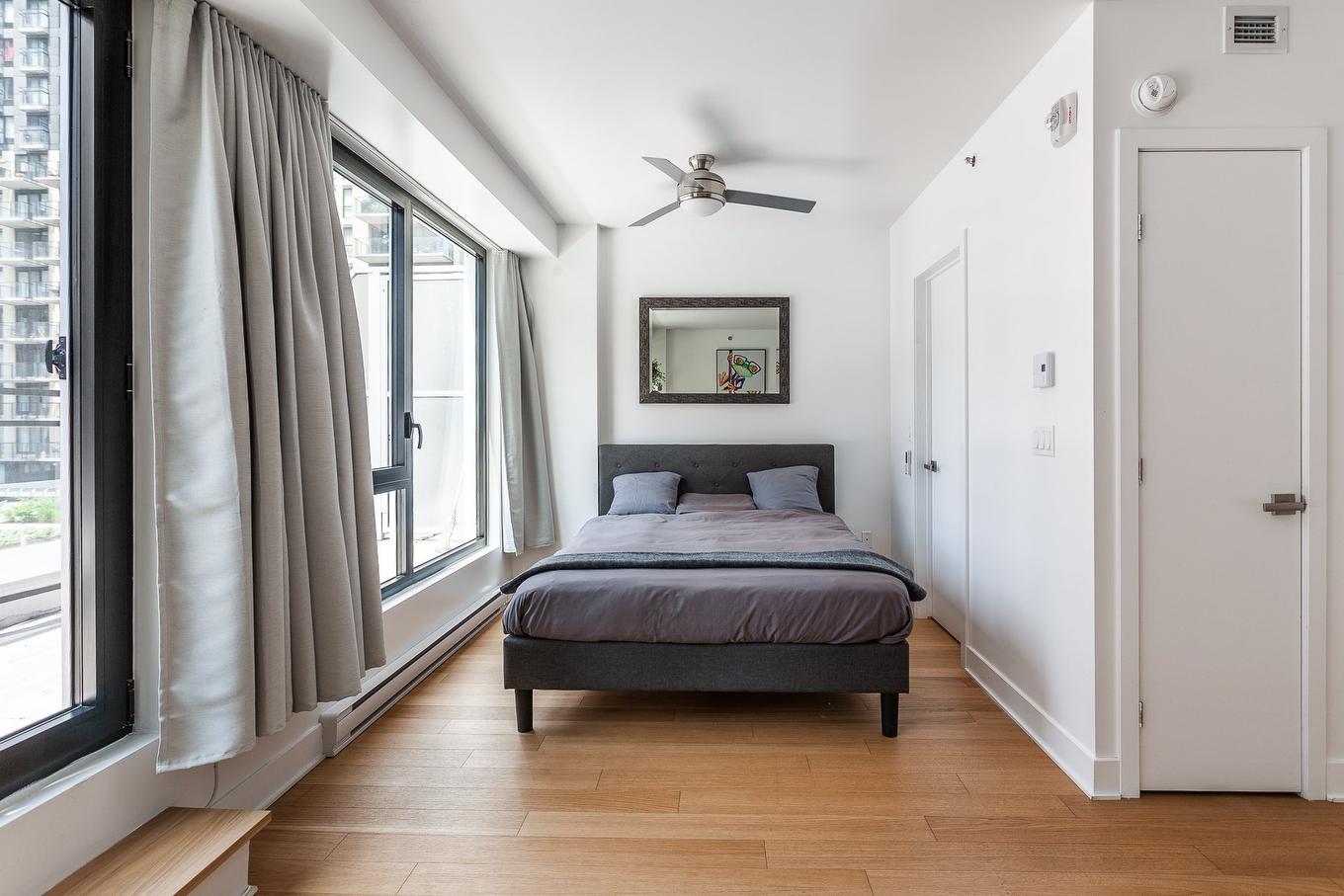 Bedroom - 707-1000 Rue Ottawa, Montréal (Le Sud-Ouest), QC - Indoor Photo Showing Bedroom