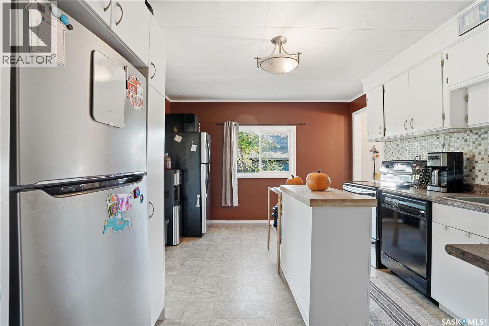 620 Miles Street, Asquith, SK - Indoor Photo Showing Kitchen