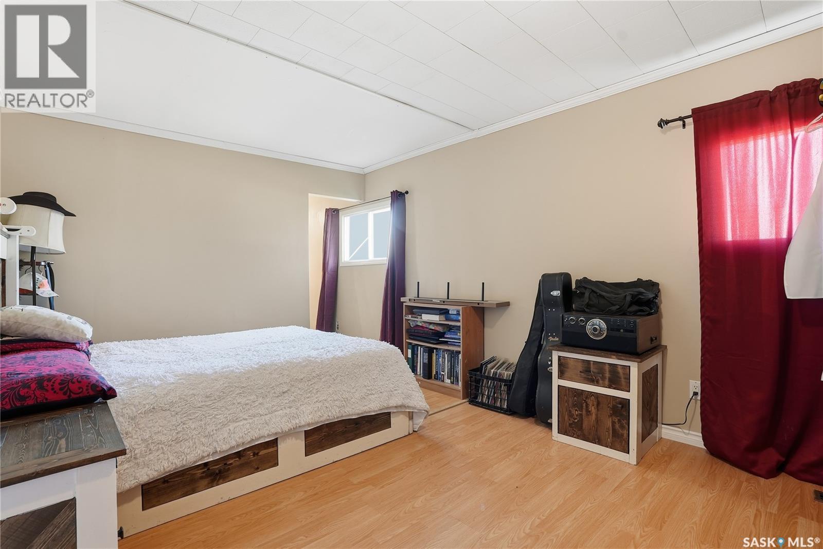 620 Miles Street, Asquith, SK - Indoor Photo Showing Bedroom