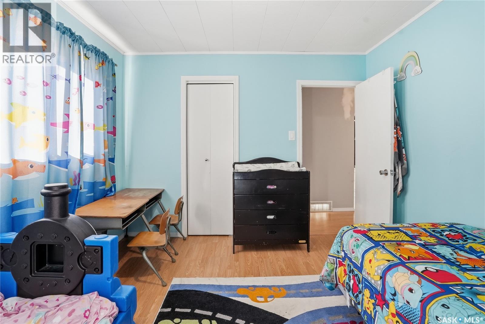 620 Miles Street, Asquith, SK - Indoor Photo Showing Bedroom