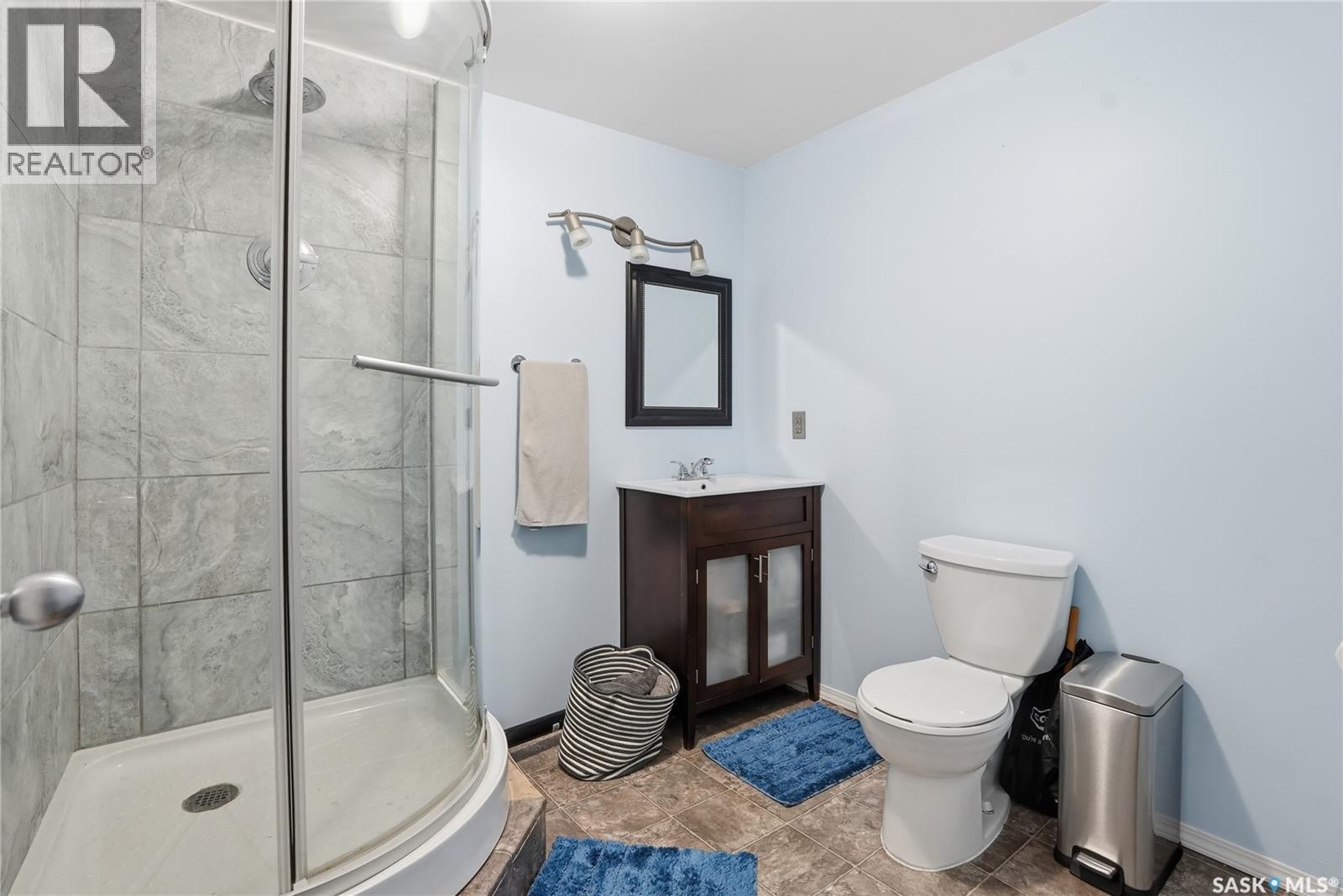 620 Miles Street, Asquith, SK - Indoor Photo Showing Bathroom