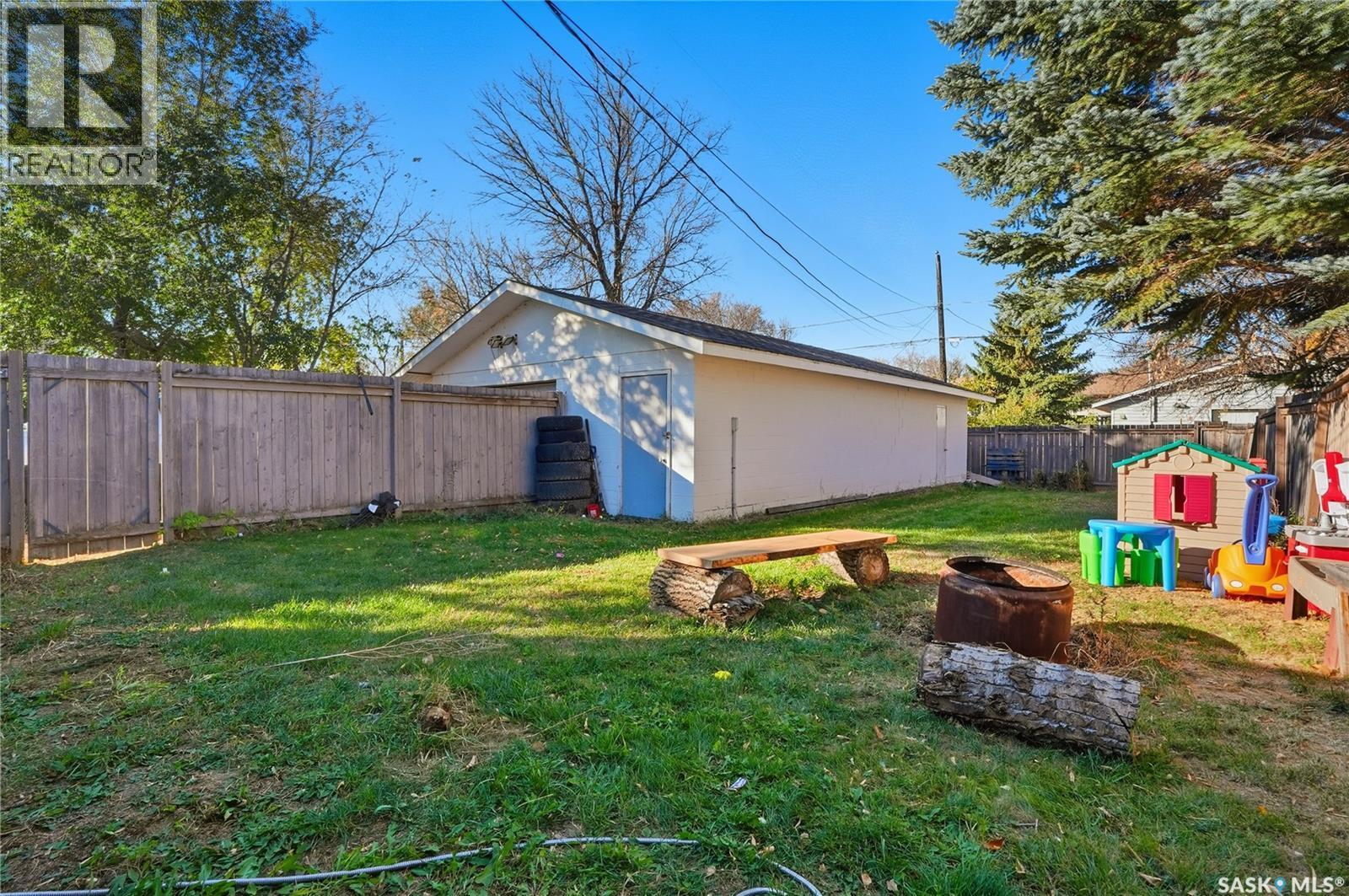 620 Miles Street, Asquith, SK - Outdoor