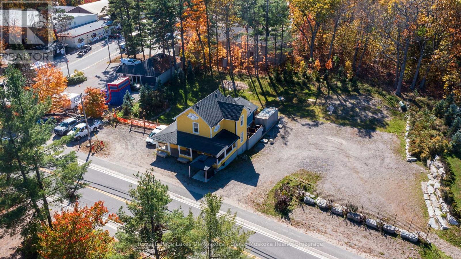 3173 Muskoka Rd 169, Muskoka Lakes (Medora), ON