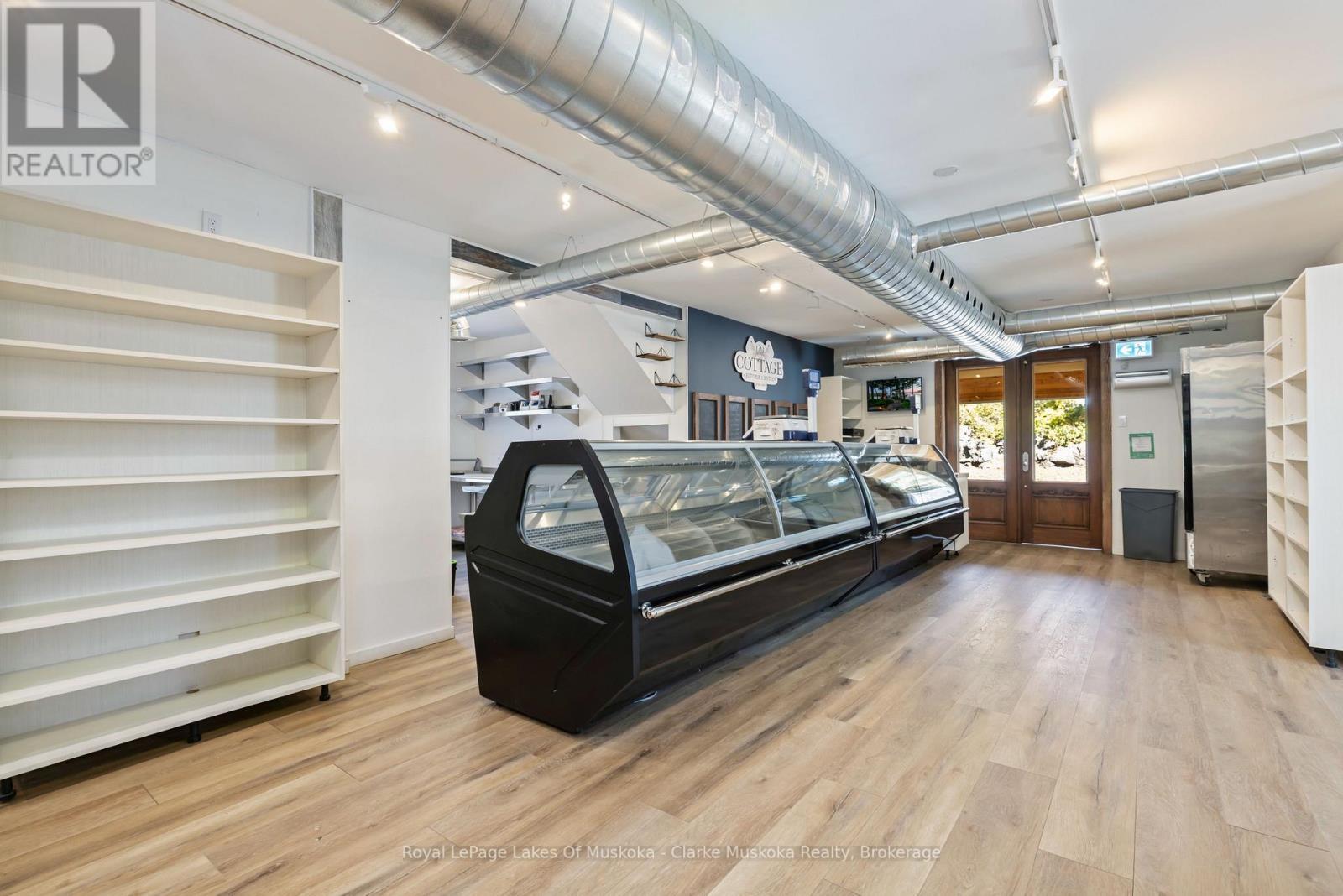 3173 Muskoka Rd 169, Muskoka Lakes (Medora), ON