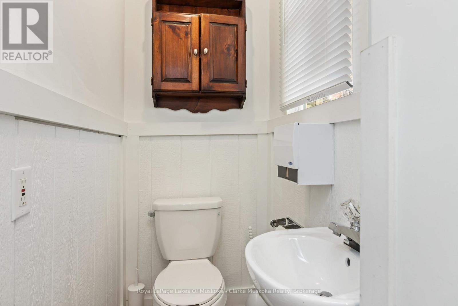 3173 Muskoka Rd 169, Muskoka Lakes (Medora), ON