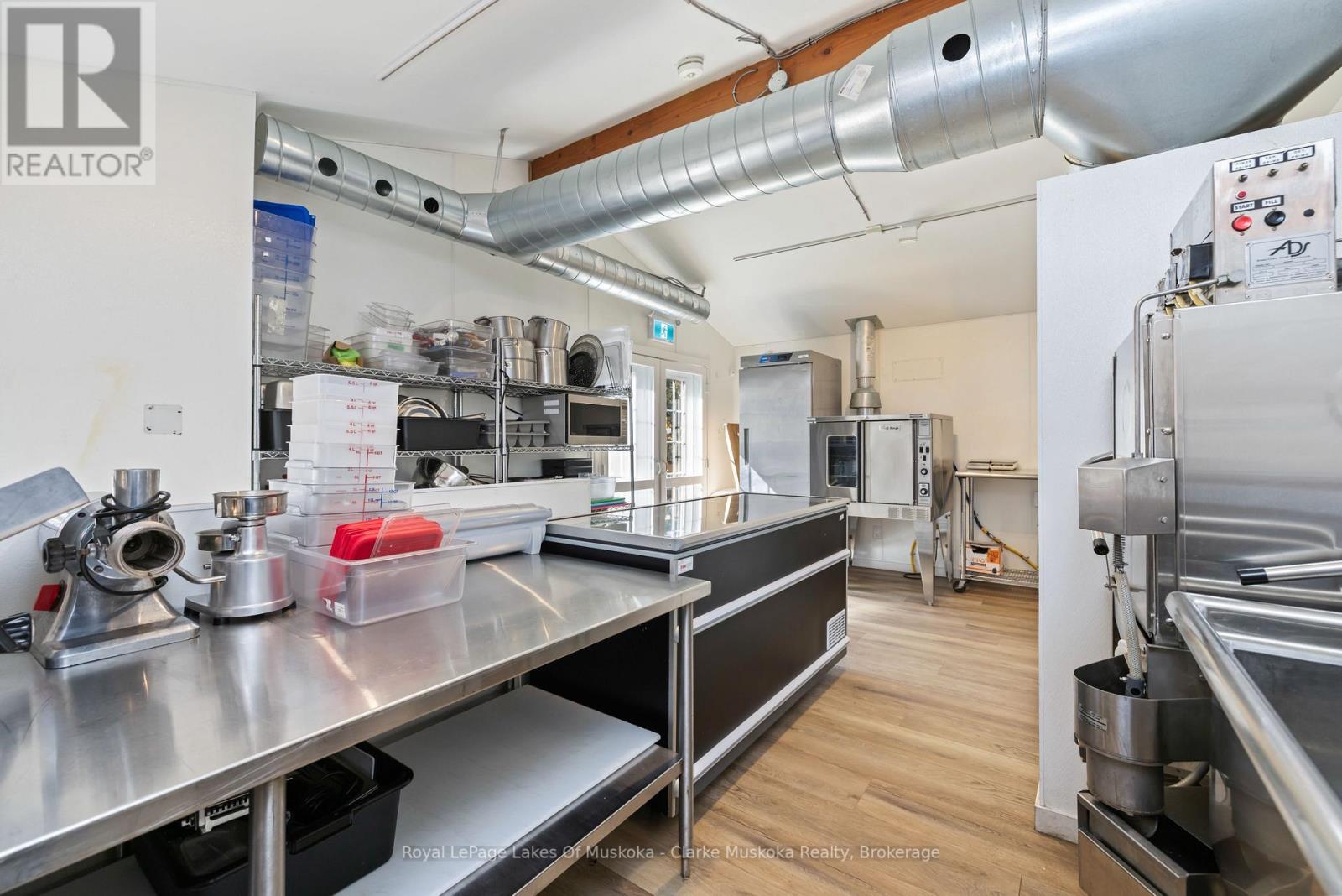 3173 Muskoka Rd 169, Muskoka Lakes (Medora), ON