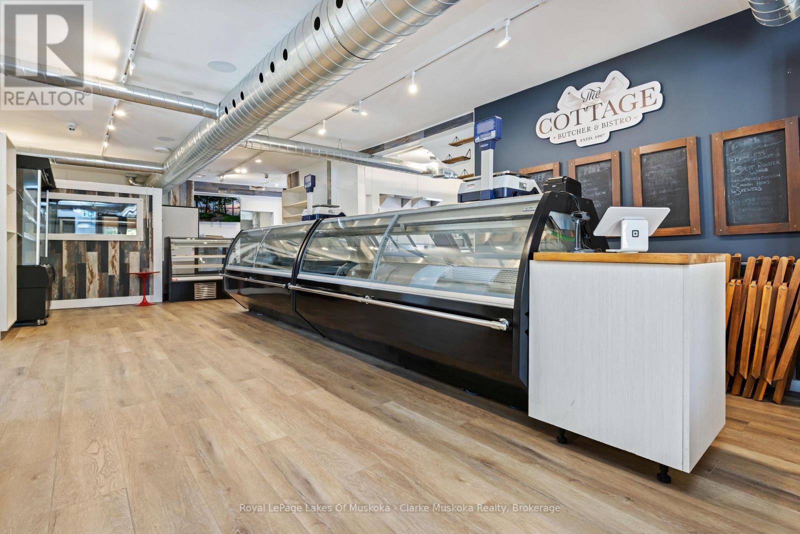 3173 Muskoka Rd 169, Muskoka Lakes (Medora), ON