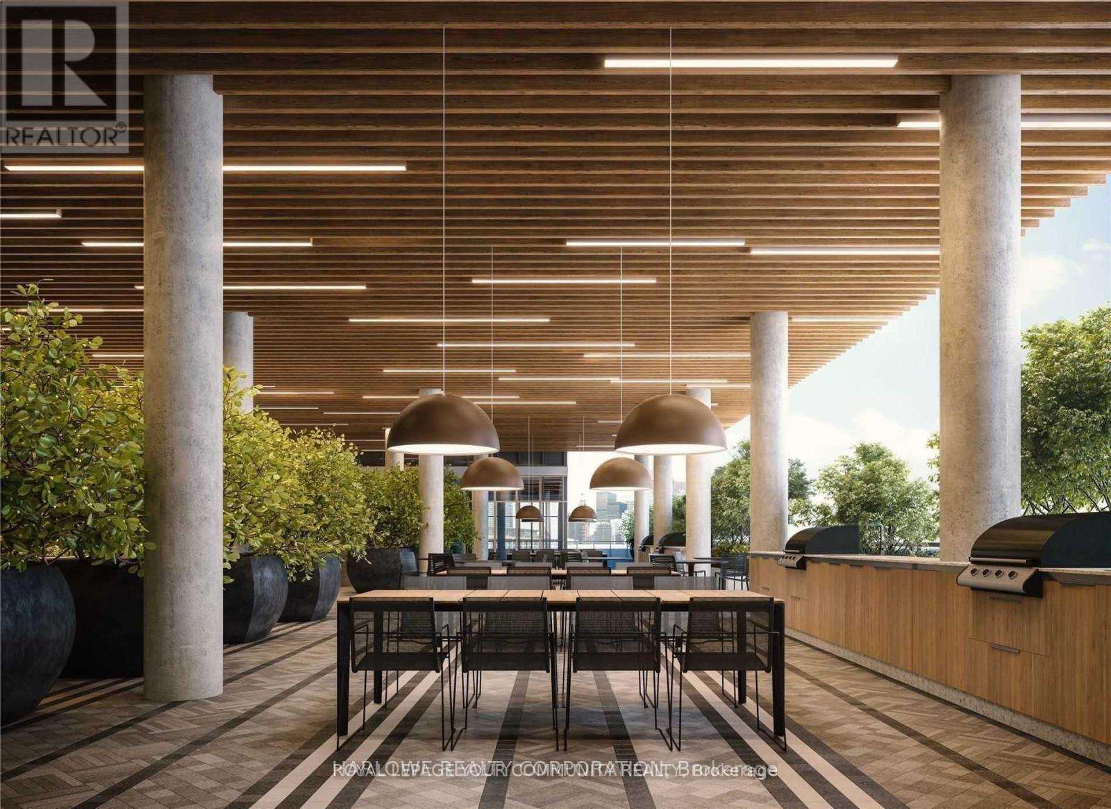 335 W - 135 Lower Sherbourne Street, Toronto, ON - With Exterior