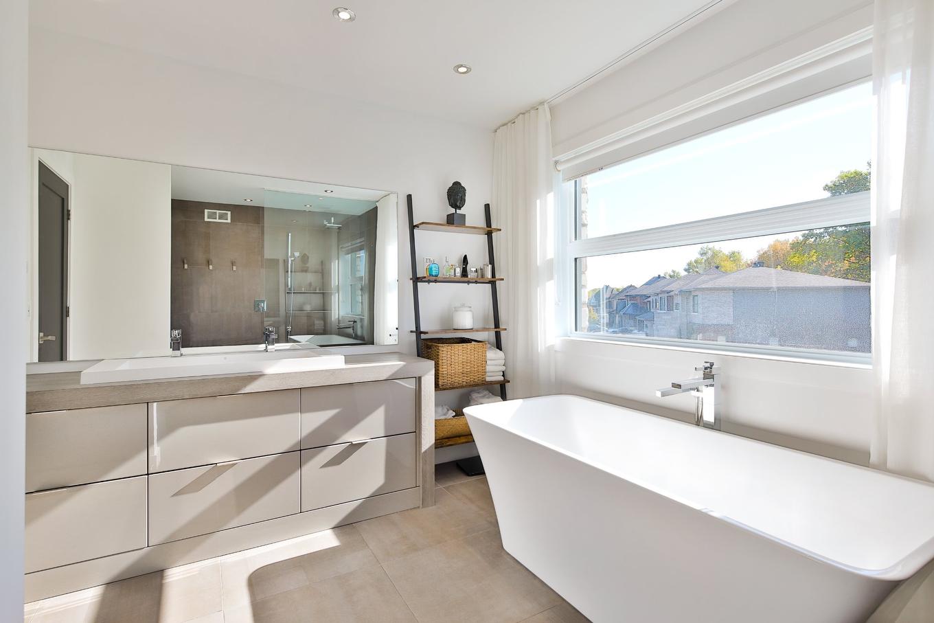 Ensuite bathroom - 47 Rue Henri-Ladouceur, Mercier, QC - Indoor Photo Showing Bathroom