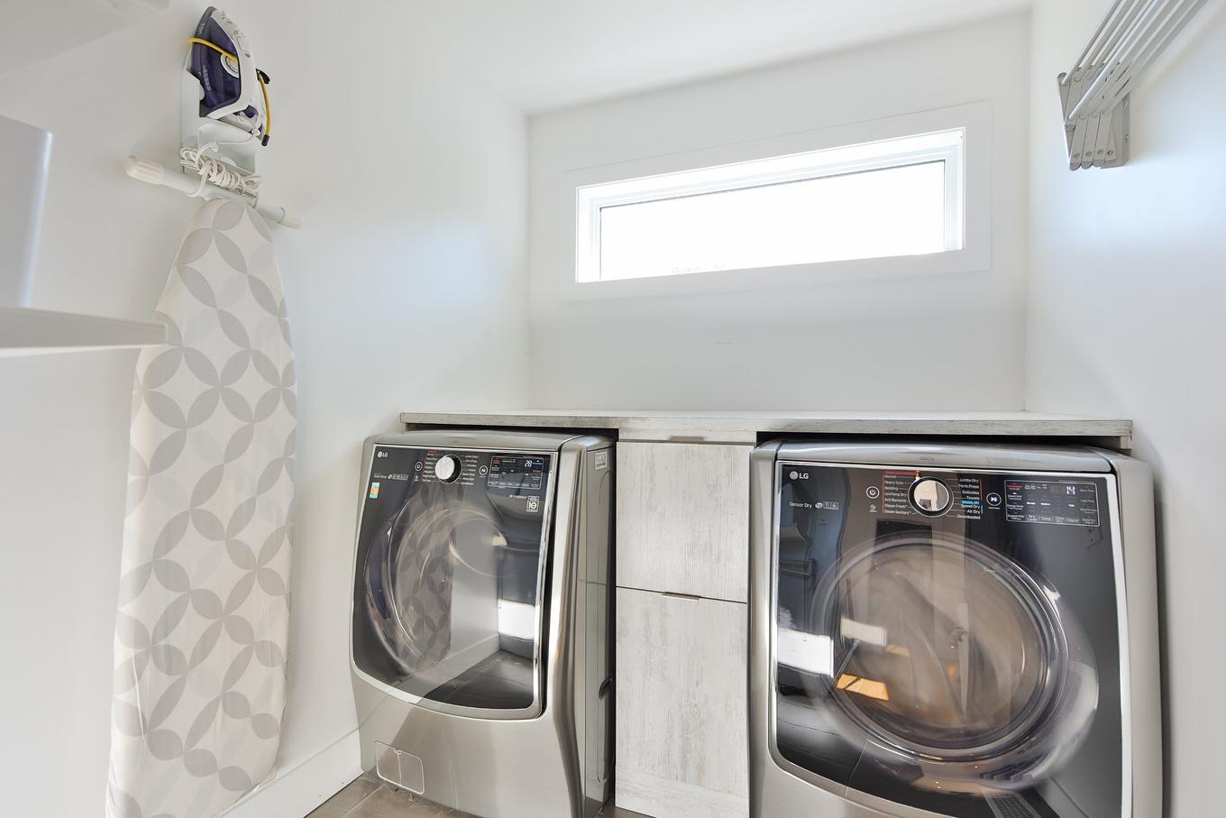 Laundry room - 47 Rue Henri-Ladouceur, Mercier, QC - Indoor Photo Showing Laundry Room