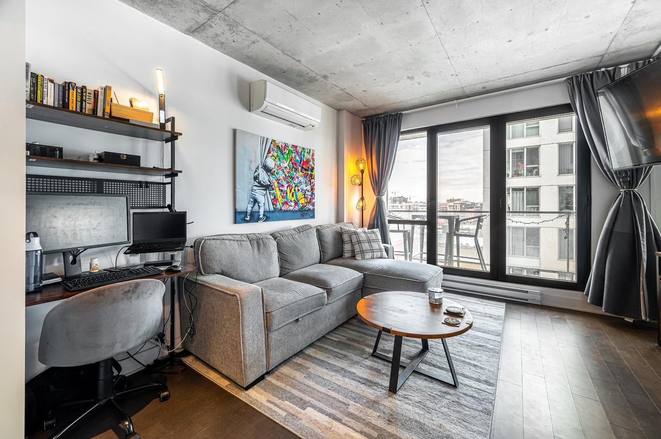 Salon - 910-705 Rue William, Montréal (Ville-Marie), QC - Indoor Photo Showing Living Room