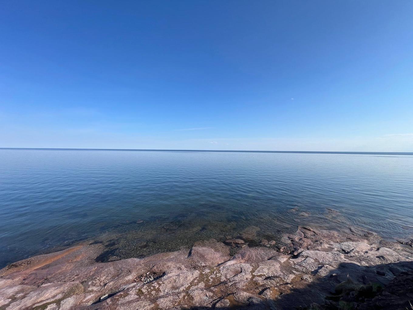 Bord de l'eau - 310 Route 132 E., Bonaventure, QC