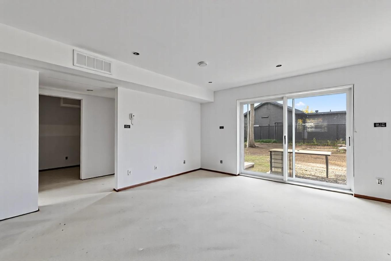 Dining room - 245 Rue Jean, Rivière-Beaudette, QC - Indoor Photo Showing Other Room
