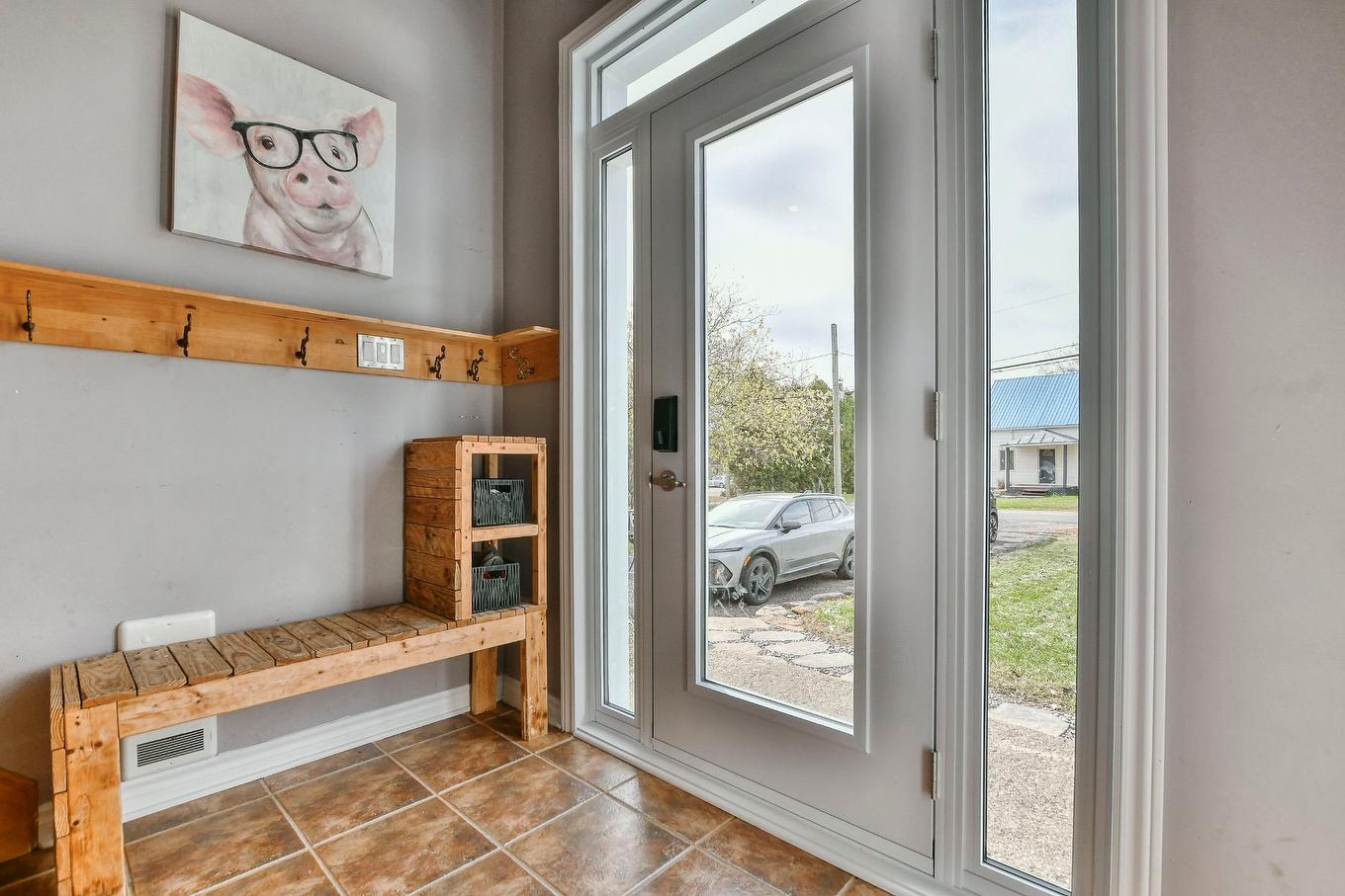 Hall - 296Z - 298Z Mtée St-Vincent, Saint-Placide, QC - Indoor Photo Showing Other Room