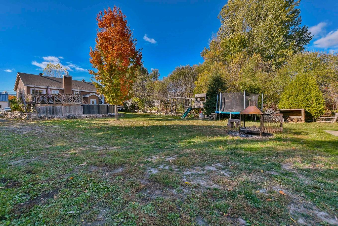 Backyard - 296Z - 298Z Mtée St-Vincent, Saint-Placide, QC - Outdoor