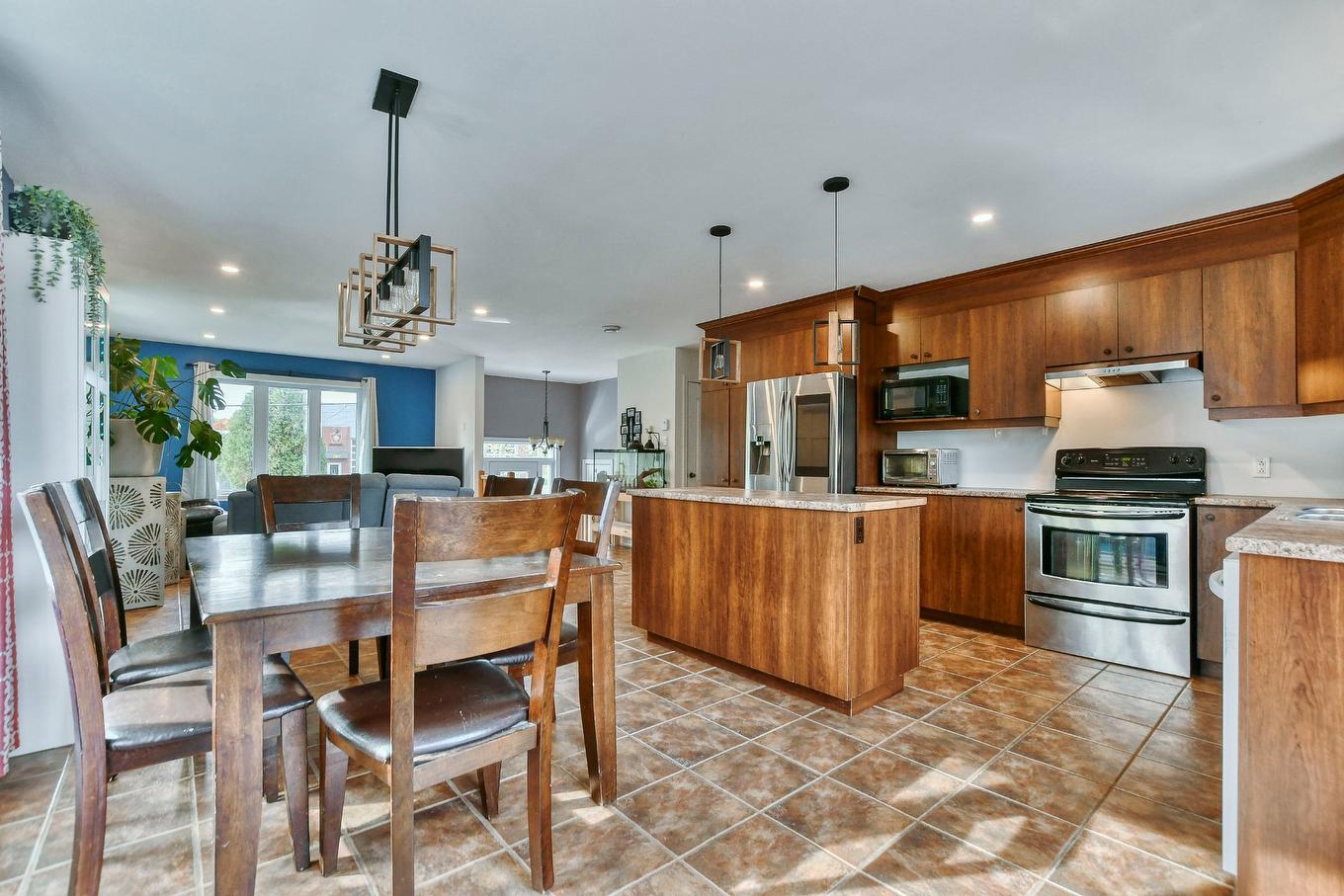 Dining room - 296Z - 298Z Mtée St-Vincent, Saint-Placide, QC - Indoor