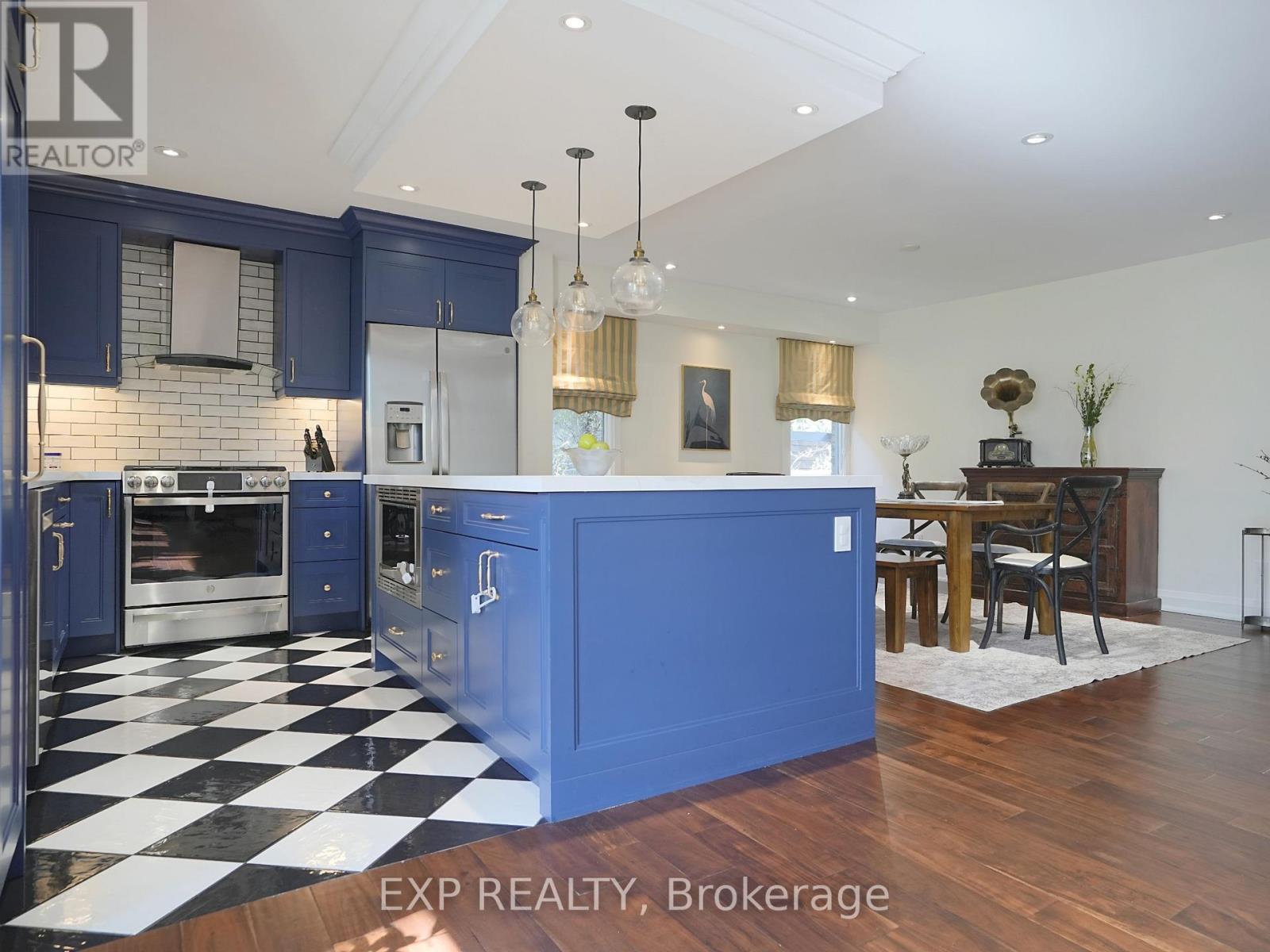38 Tarbert Road, Toronto, ON - Indoor Photo Showing Kitchen