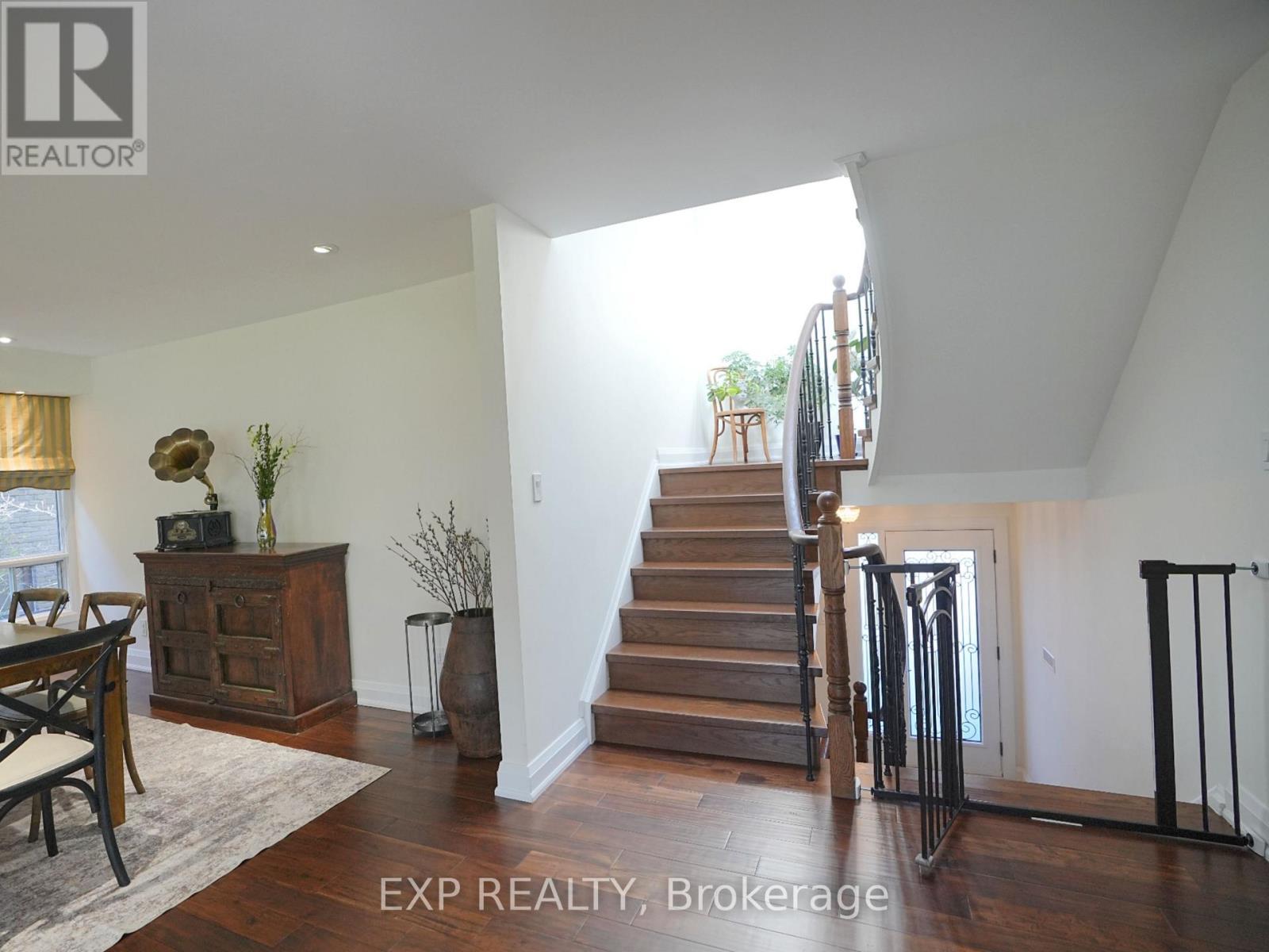 38 Tarbert Road, Toronto, ON - Indoor Photo Showing Other Room