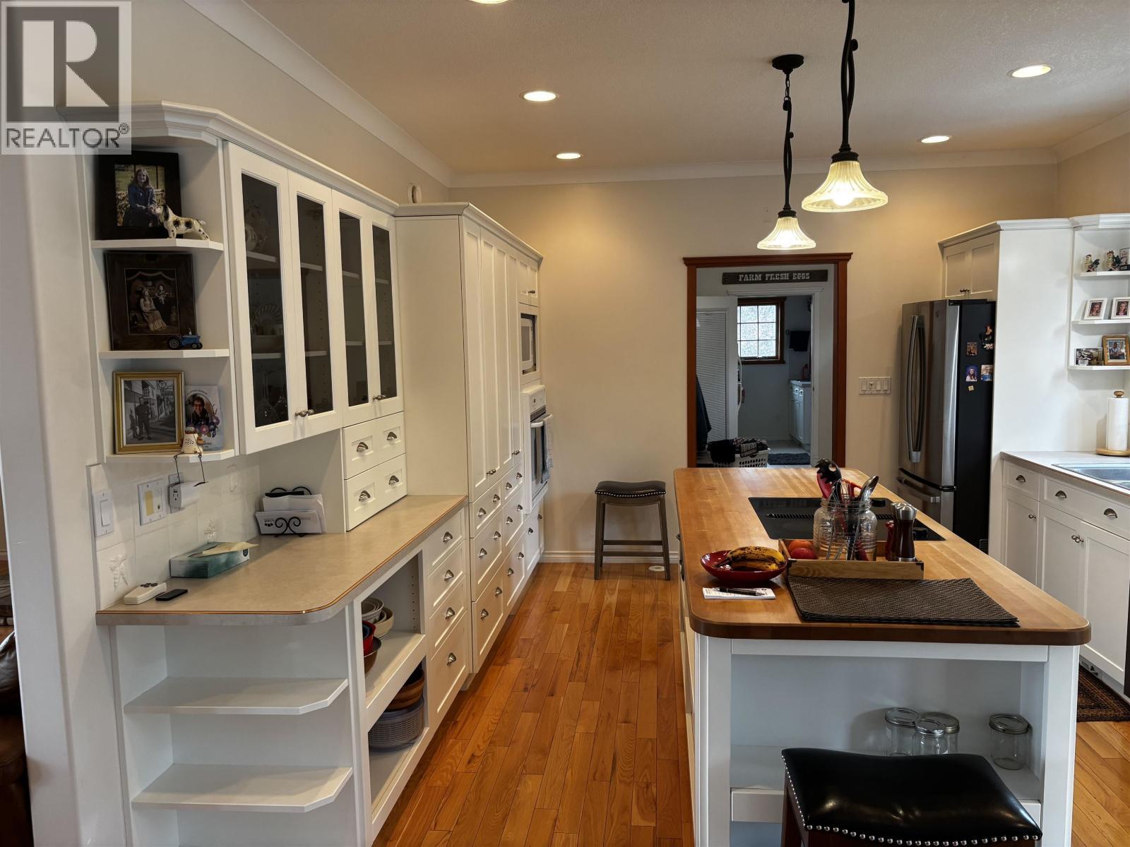 12762 Old Hope Road, Charlie Lake, BC - Indoor Photo Showing Kitchen