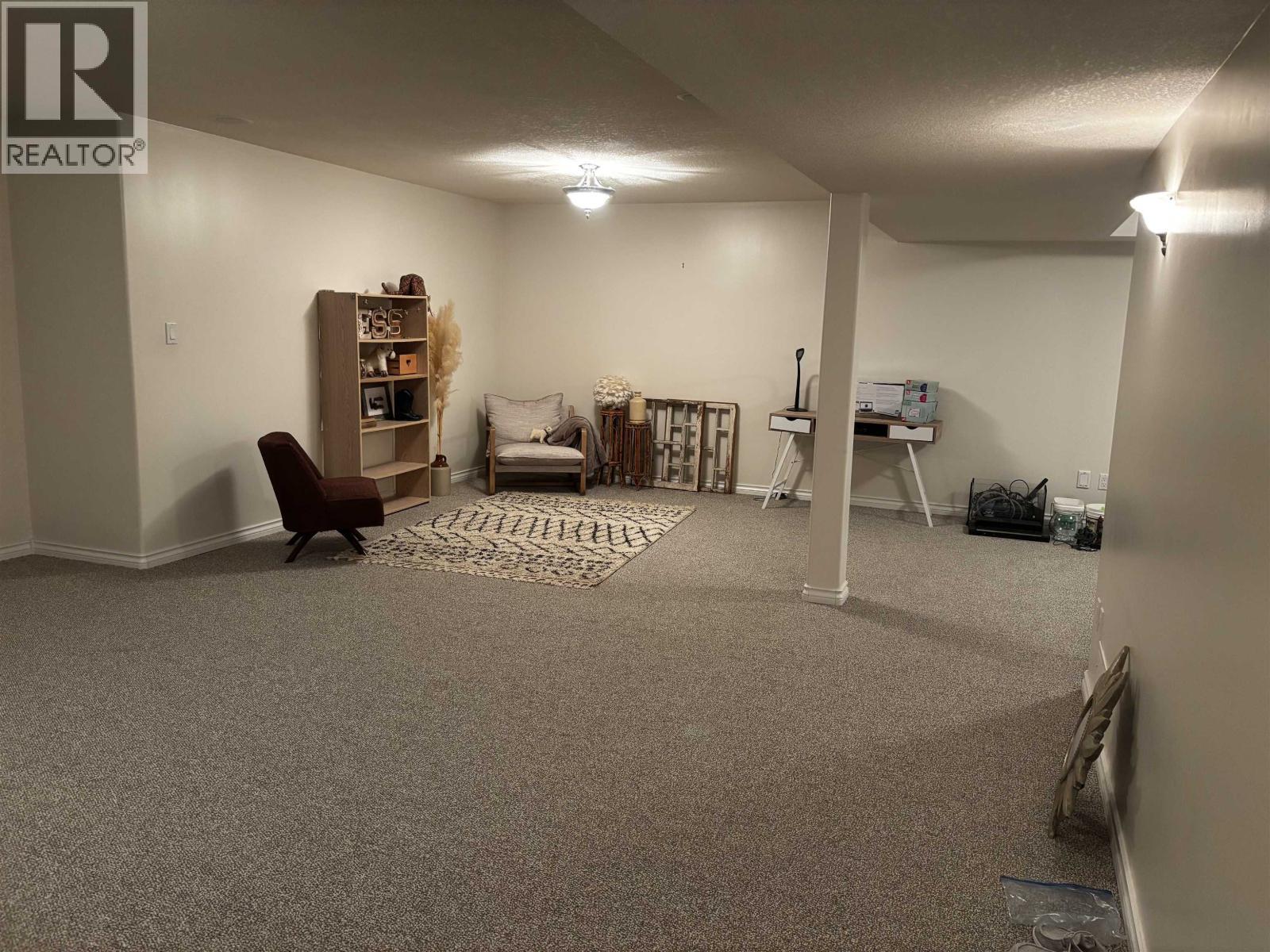 12762 Old Hope Road, Charlie Lake, BC - Indoor