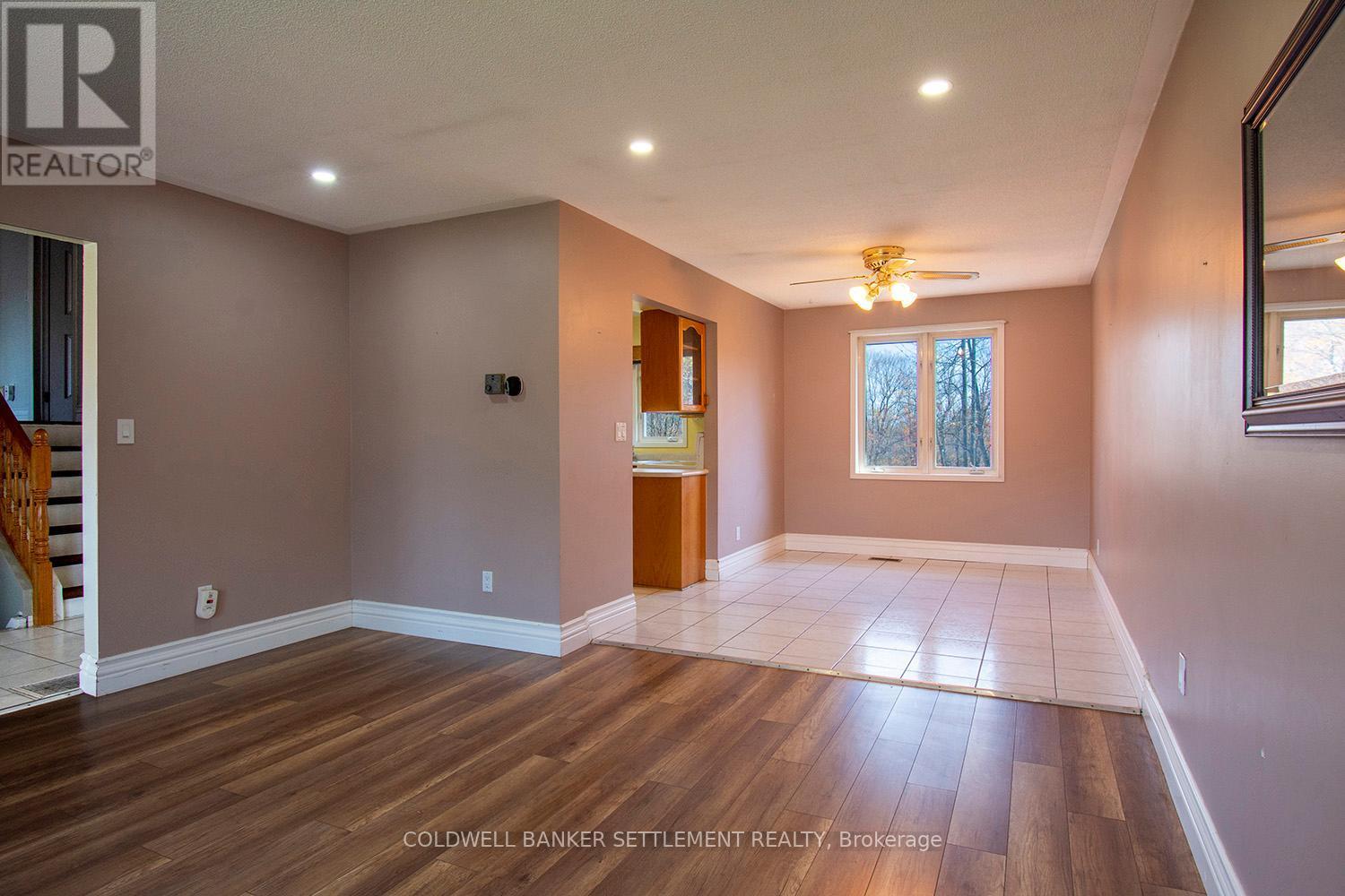 1925 Zealand Road, Frontenac (Frontenac Centre), ON - Indoor Photo Showing Other Room