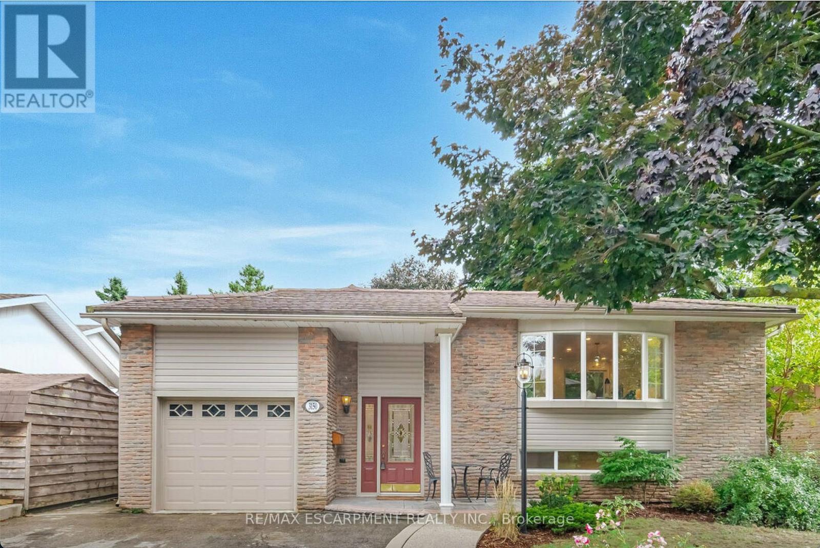3150 Bentworth Drive, Burlington, ON - Outdoor
