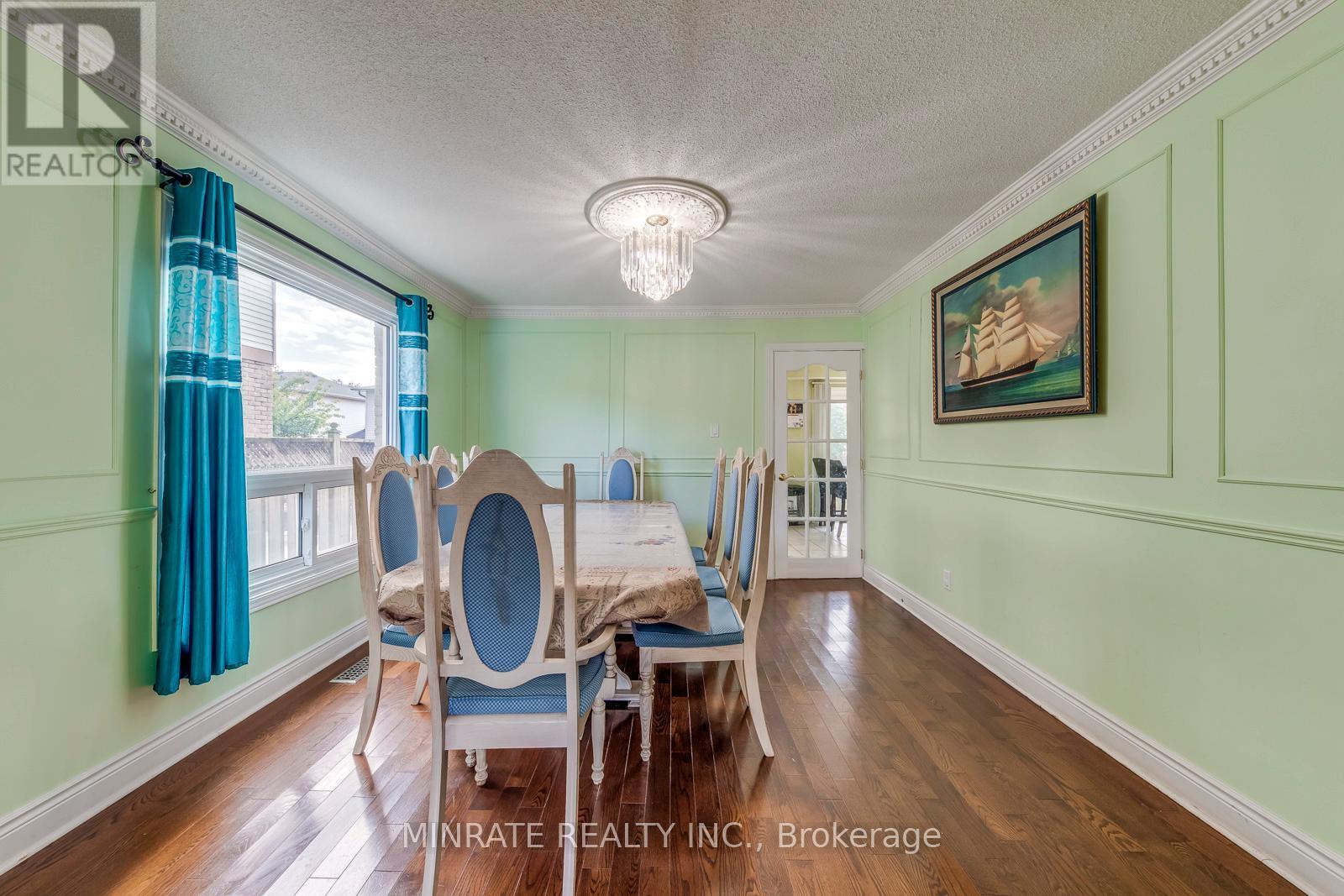 3346 Palmer Drive, Burlington, ON - Indoor Photo Showing Dining Room