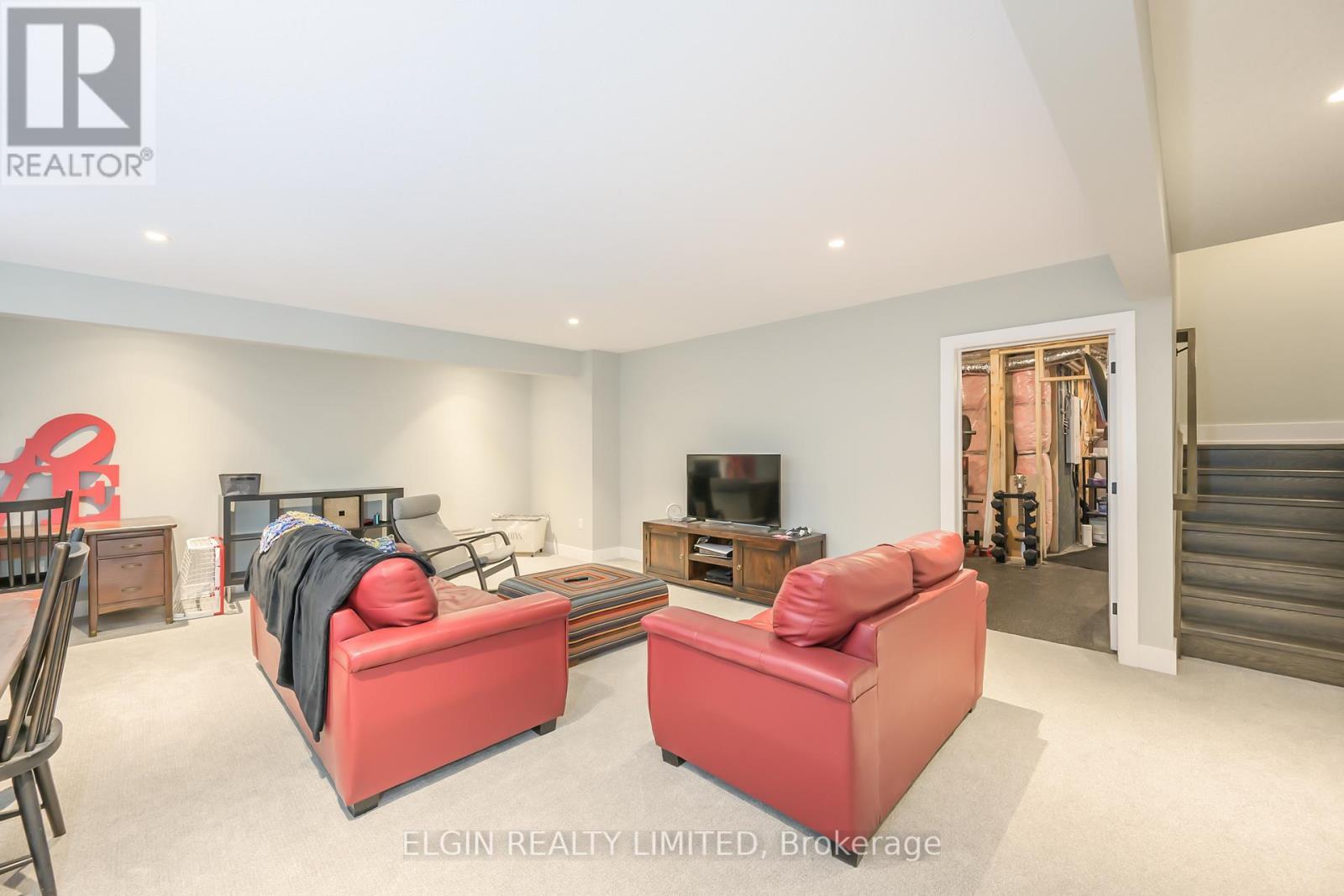 107 Optimist Drive, Southwold, ON - Indoor