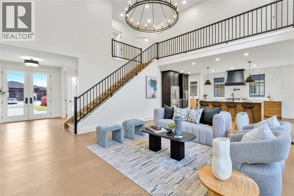 1443 Mullins Drive, Lakeshore, ON - Indoor Photo Showing Living Room