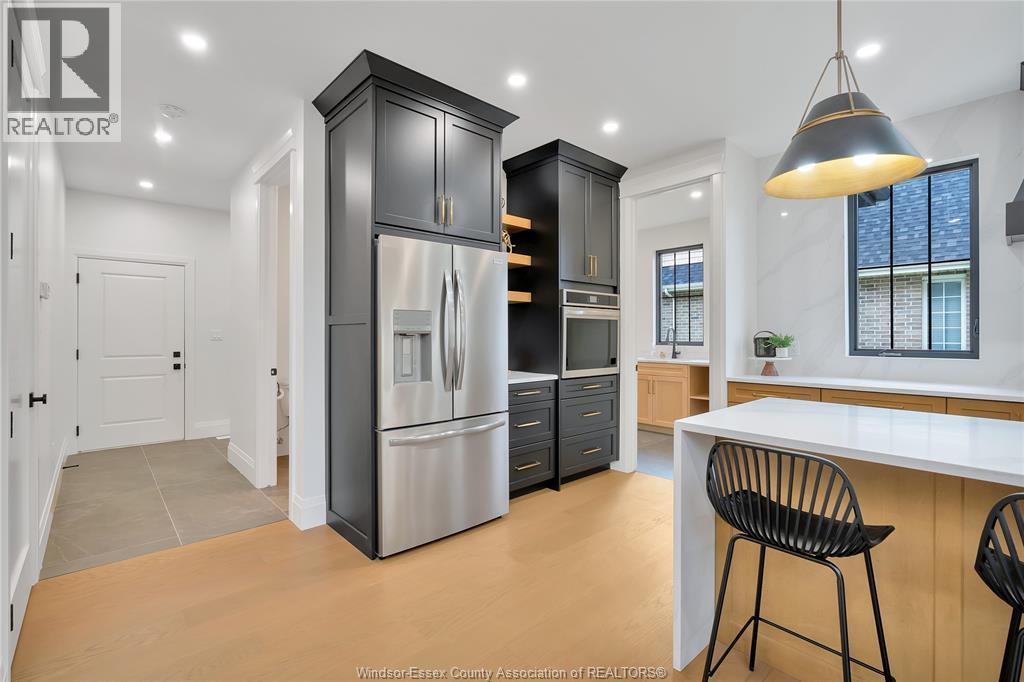 1443 Mullins Drive, Lakeshore, ON - Indoor