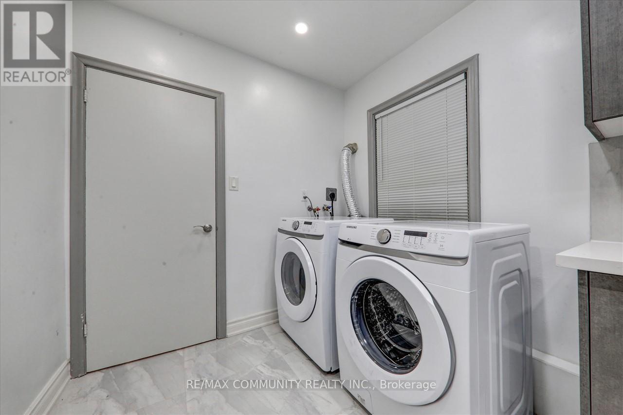 Main - 58 Gully Drive, Toronto, ON - Indoor Photo Showing Laundry Room