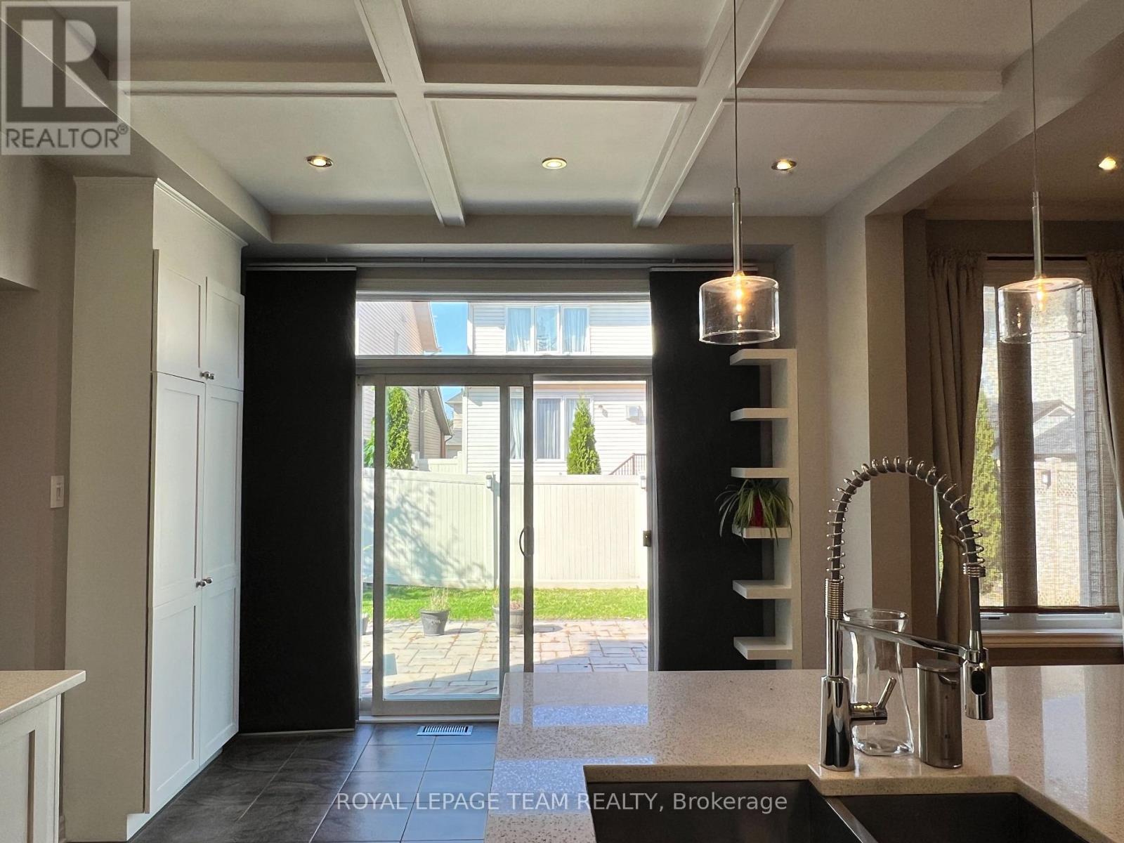 129 Tapestry Drive, Ottawa, ON - Indoor Photo Showing Other Room