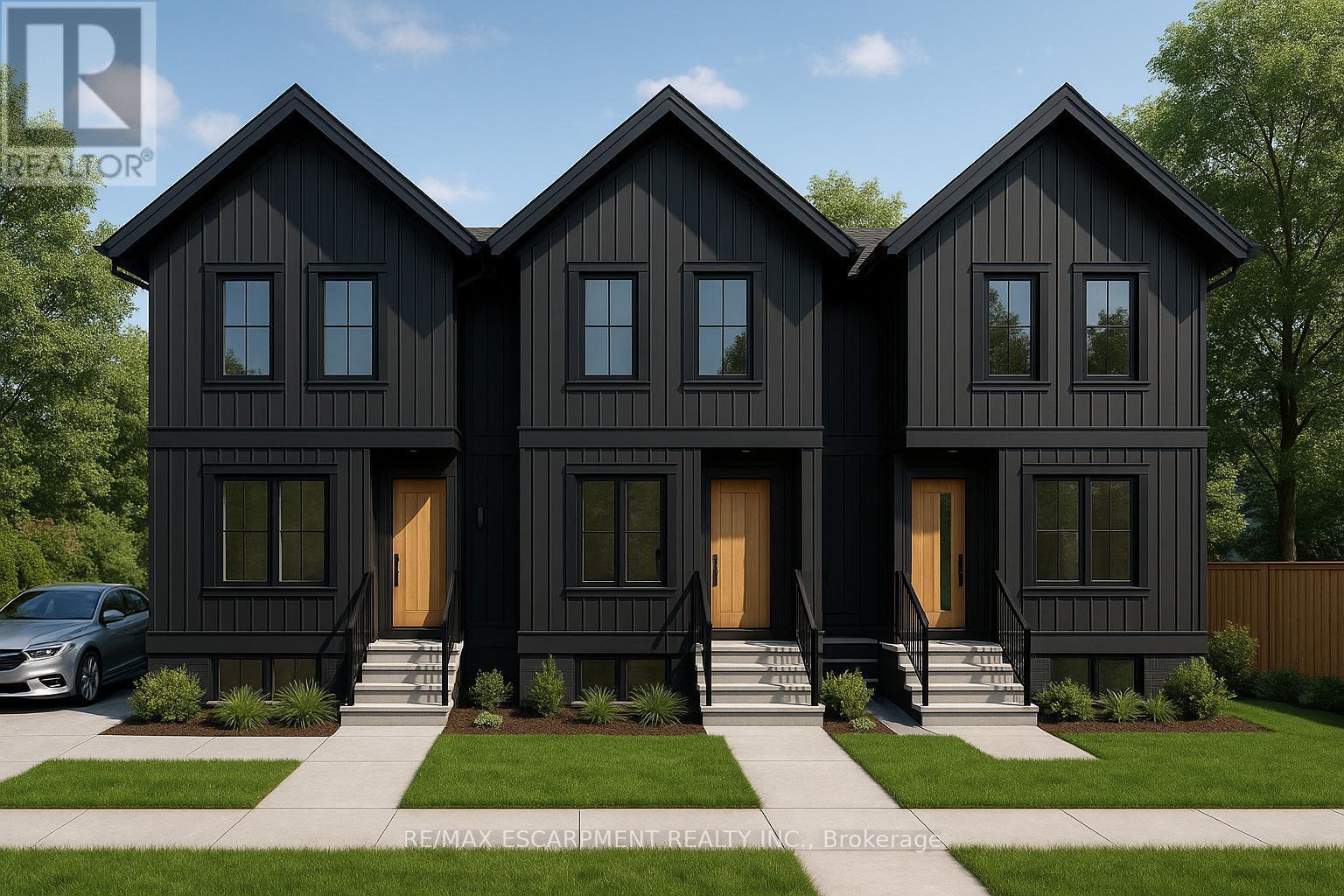 641 Limeridge Road E, Hamilton, ON - Outdoor With Facade