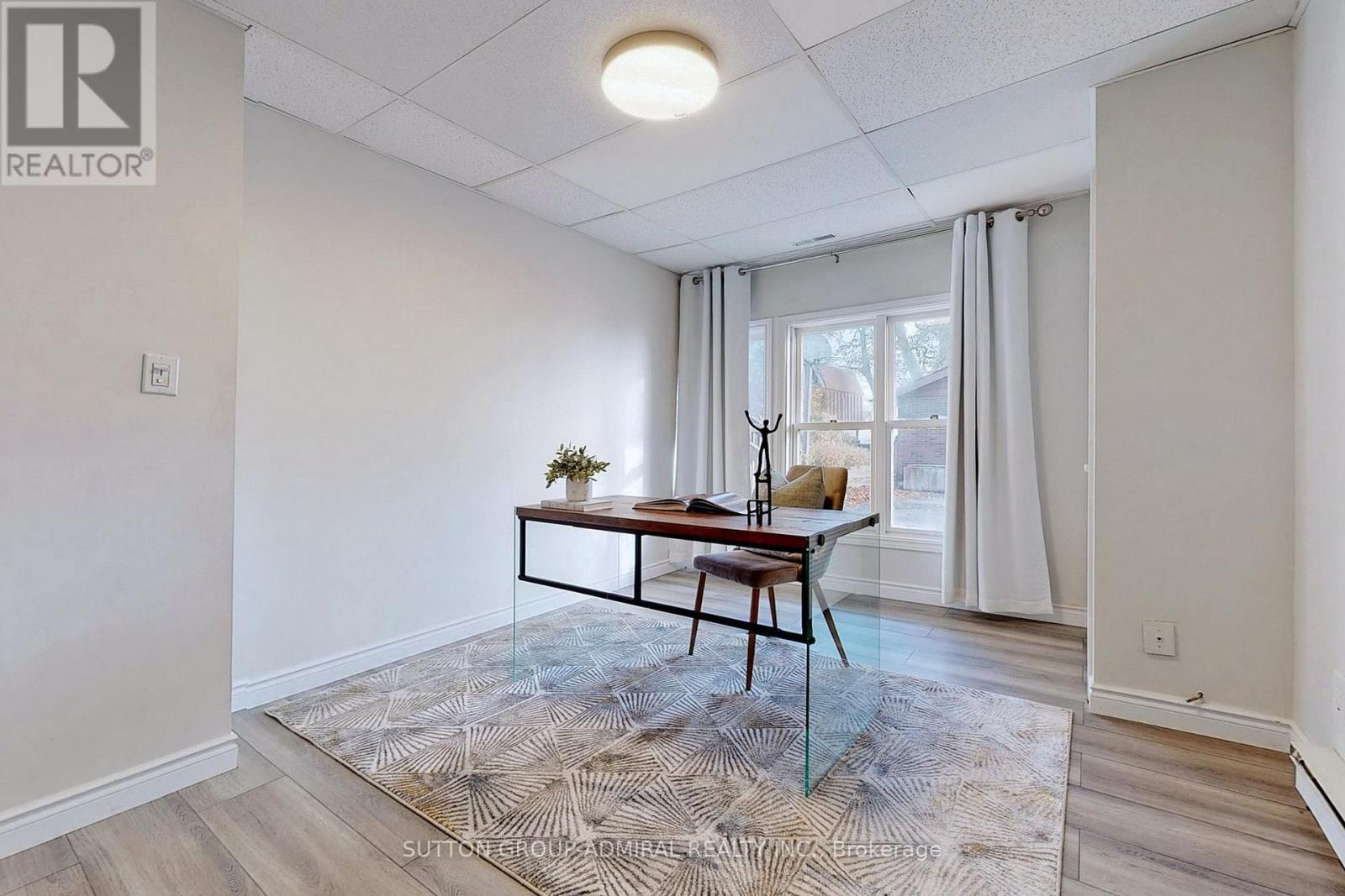 Main - 2238 4Th Line, Innisfil, ON - Indoor Photo Showing Other Room