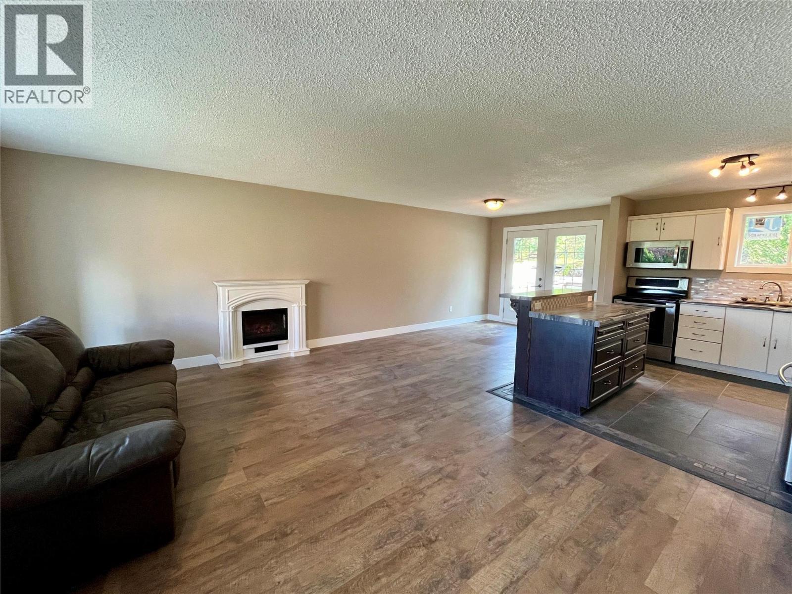 148 Gwillim Crescent, Tumbler Ridge, BC - Indoor With Fireplace