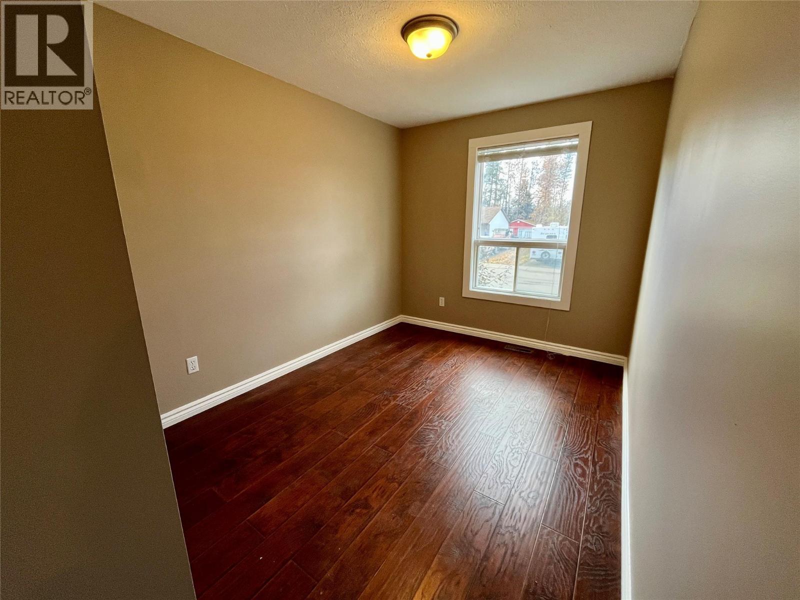 148 Gwillim Crescent, Tumbler Ridge, BC - Indoor Photo Showing Other Room