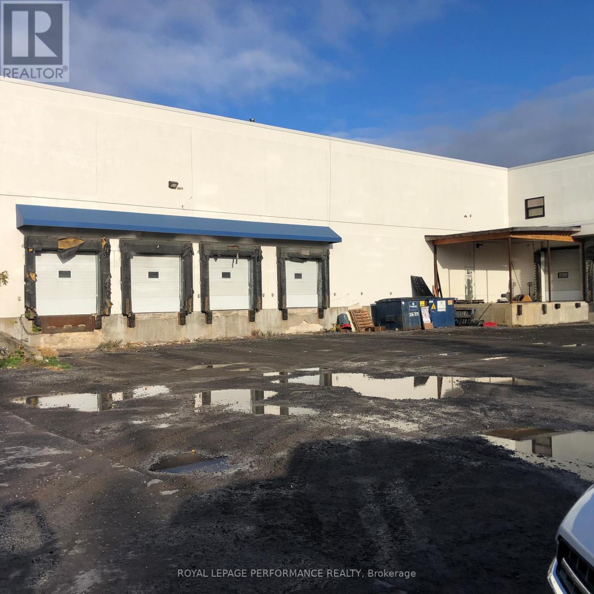 888 Belfast Road, Ottawa, ON