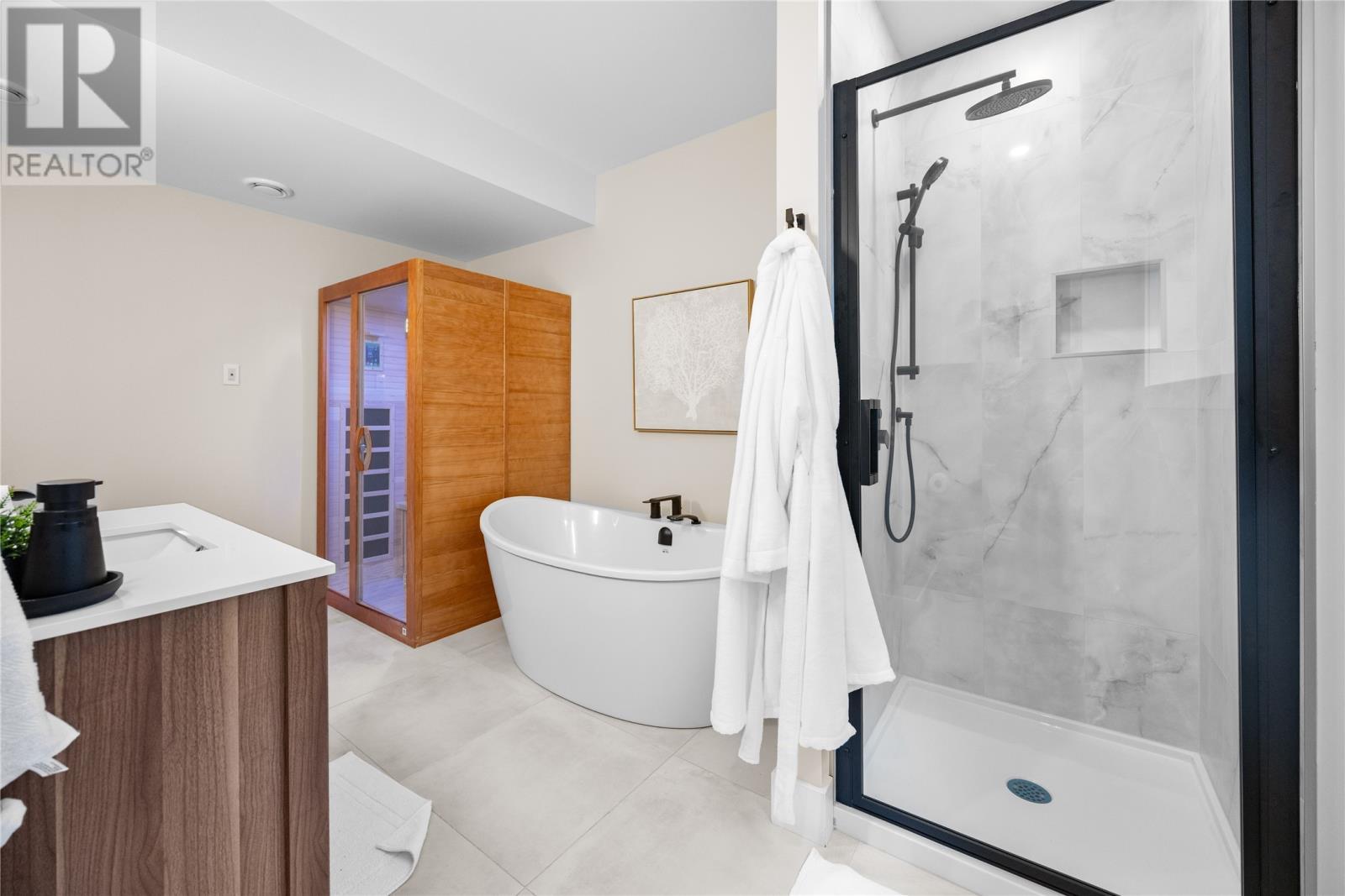 14 Kinglet Way, Conception Bay South, NL - Indoor Photo Showing Bathroom