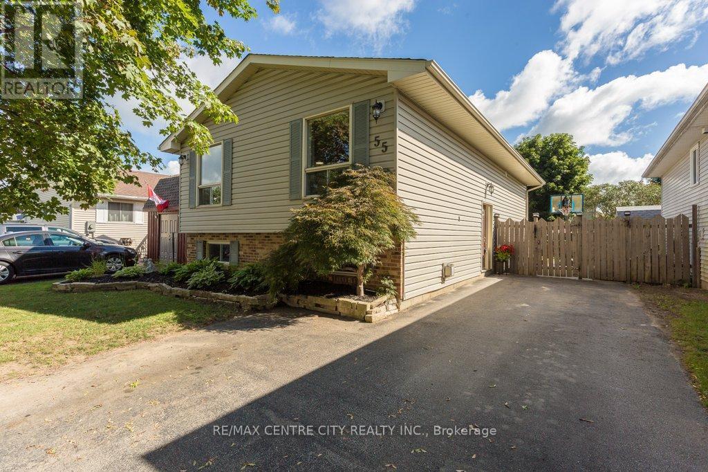 55 Melanie Drive E, Aylmer, ON - Outdoor