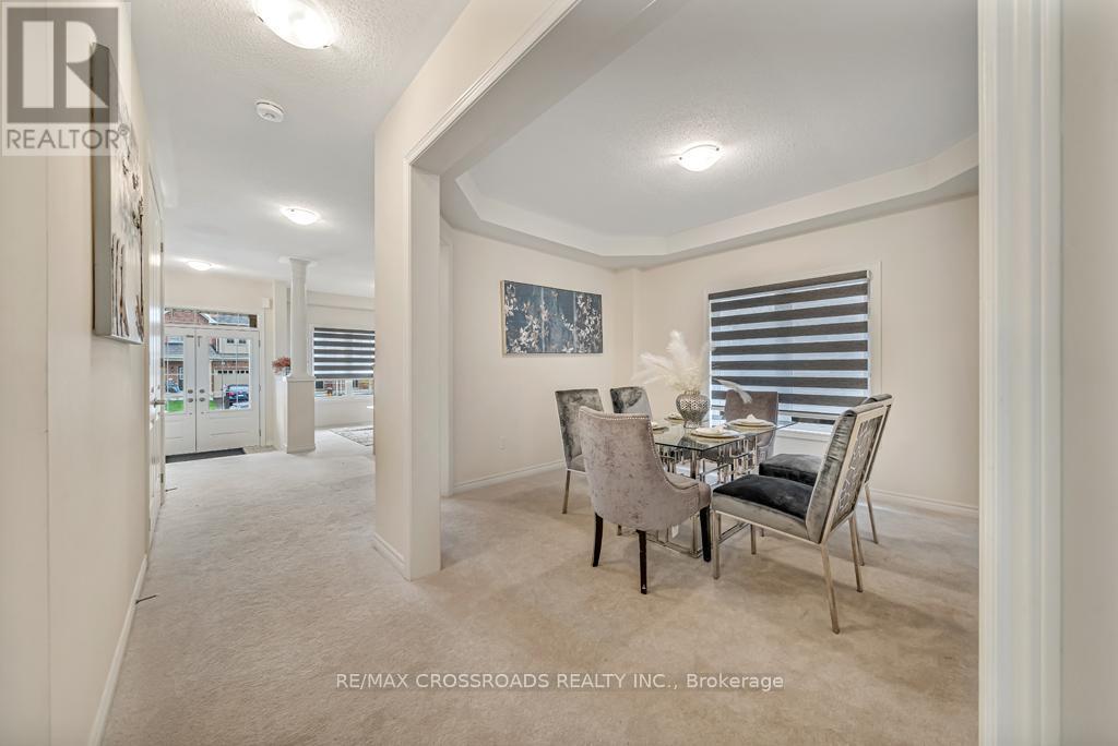 118 North Garden Boulevard, Scugog, ON - Indoor Photo Showing Dining Room