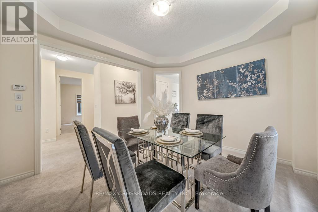 118 North Garden Boulevard, Scugog, ON - Indoor Photo Showing Dining Room