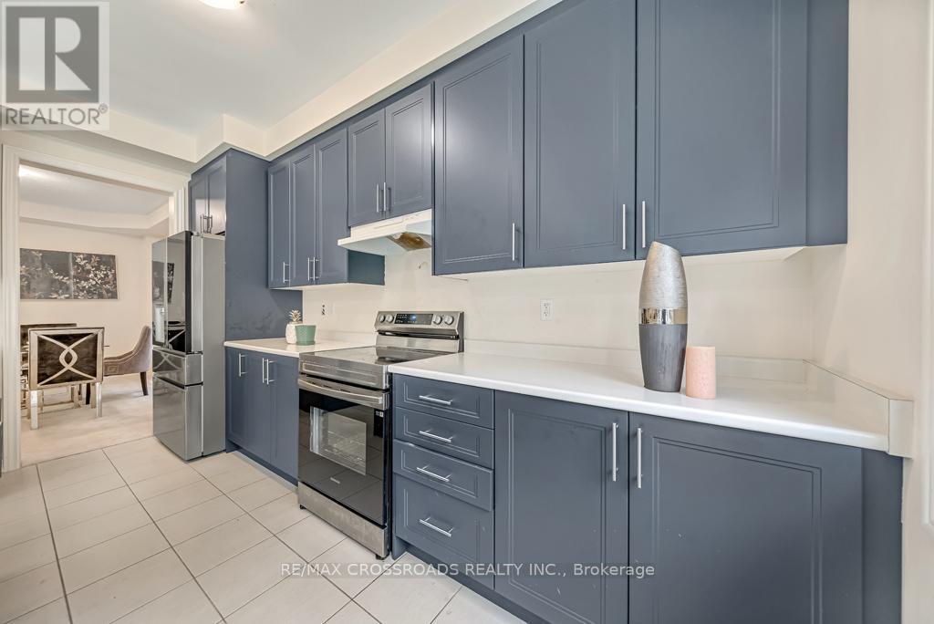 118 North Garden Boulevard, Scugog, ON - Indoor Photo Showing Kitchen