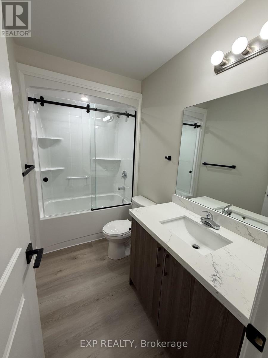 3 Keystone Trail, Welland, ON - Indoor Photo Showing Bathroom
