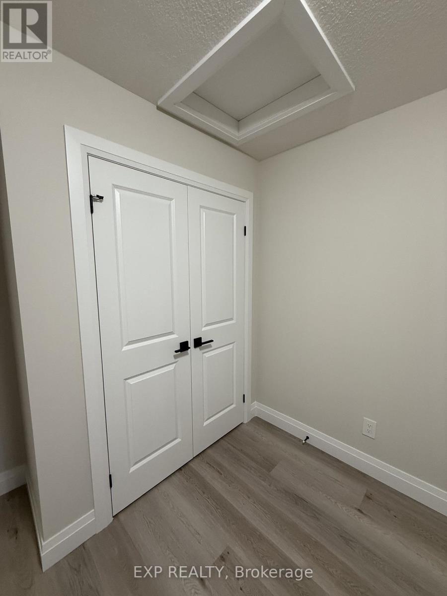 3 Keystone Trail, Welland, ON - Indoor Photo Showing Other Room