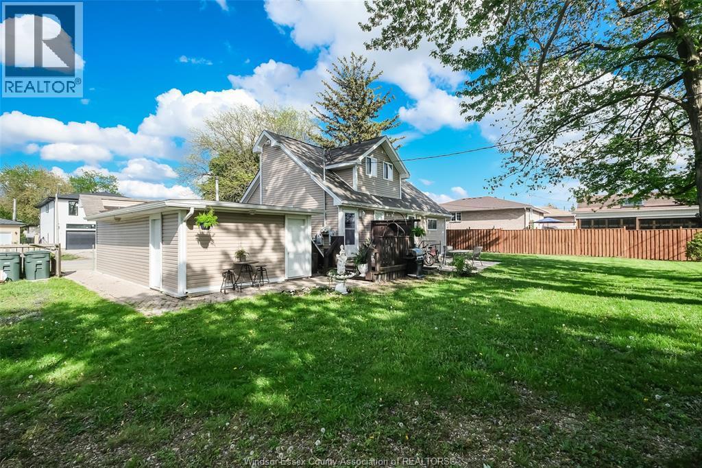 1617 Mark Avenue, Windsor, ON - Outdoor