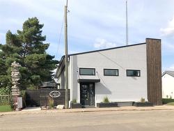 513 Second Avenue Alexander, MB R0K 0A0