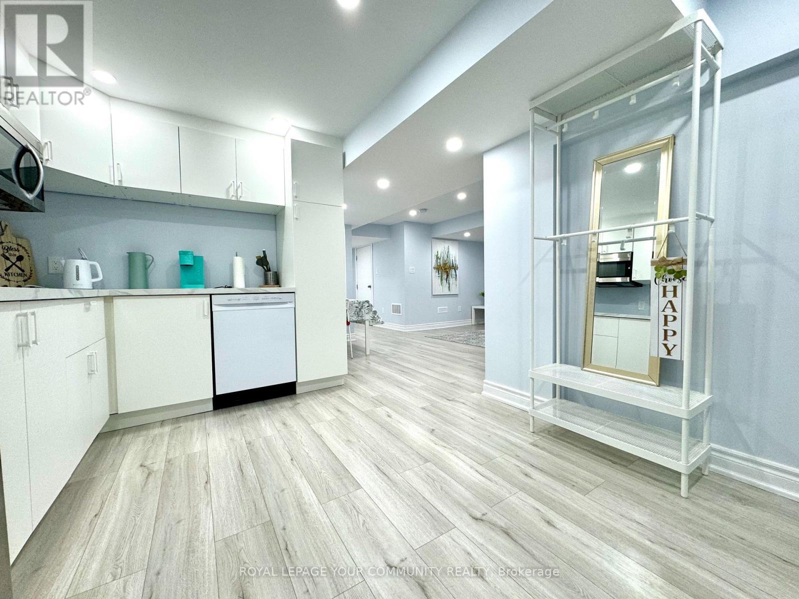 Lower - 51 Cayton Crescent, Bradford West Gwillimbury, ON - Indoor Photo Showing Other Room