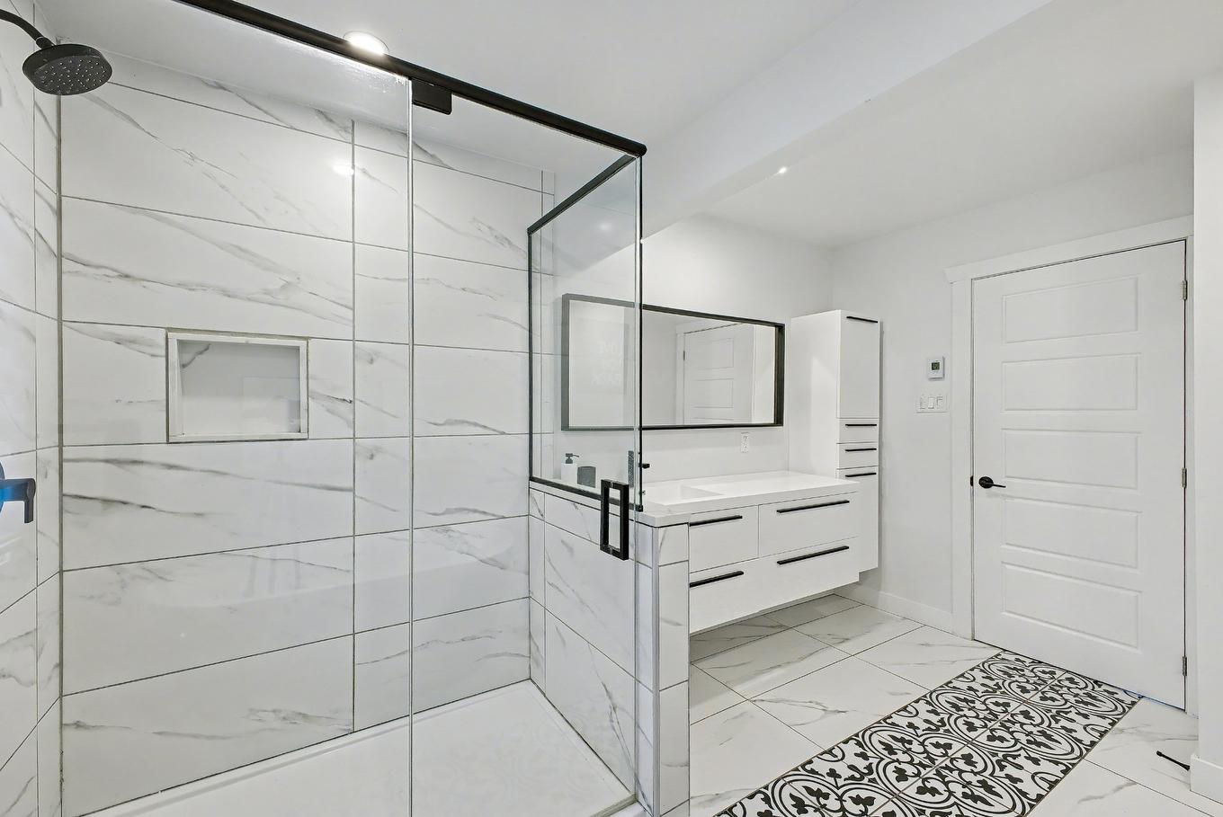 Bathroom - 2170 Rue Vendôme, Saint-Bruno-De-Montarville, QC - Indoor Photo Showing Bathroom