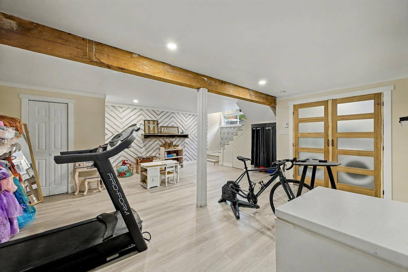 Family room - 2170 Rue Vendôme, Saint-Bruno-De-Montarville, QC - Indoor Photo Showing Gym Room