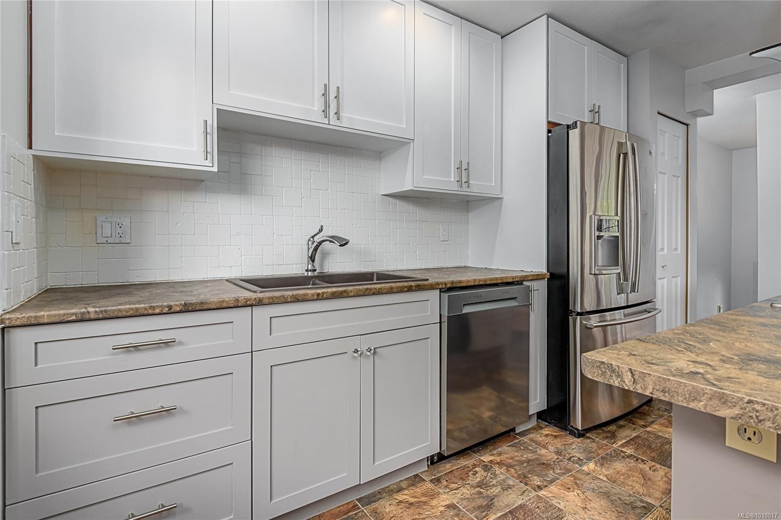 2043 Valley View Dr, Courtenay, BC